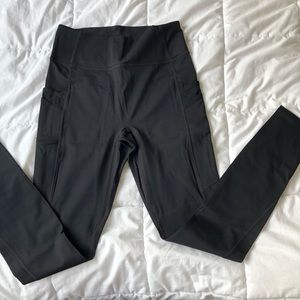 NWT Trinity High-Waisted Pocket Legging